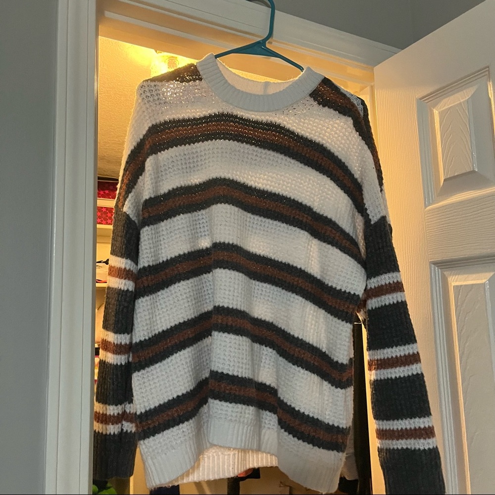 AE Sweater